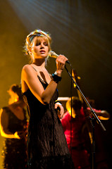 Nouvelle Vague (Nadeah Miranda)